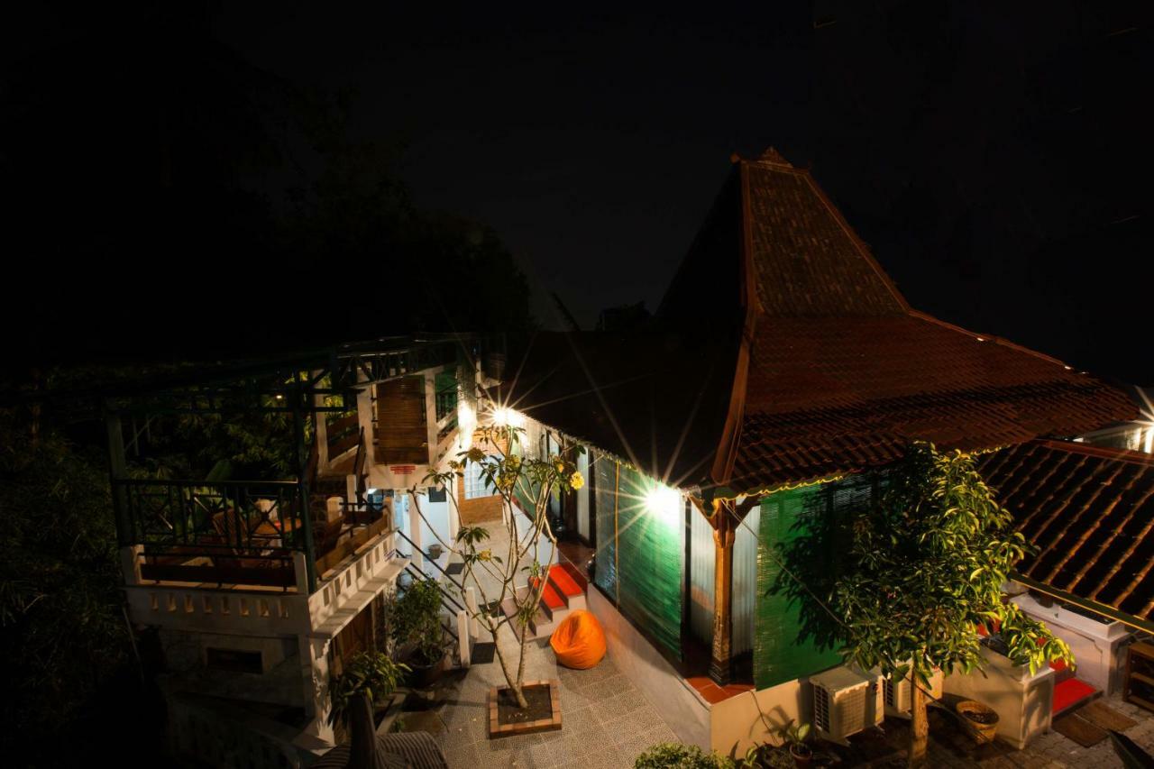 Joglo Yudhistira Villa Sleman  Exterior foto