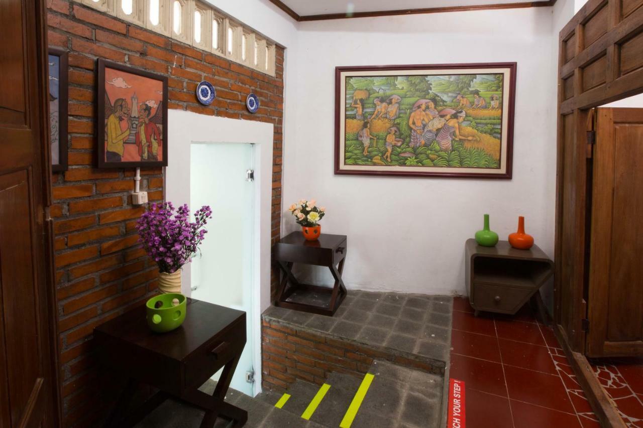 Joglo Yudhistira Villa Sleman  Exterior foto